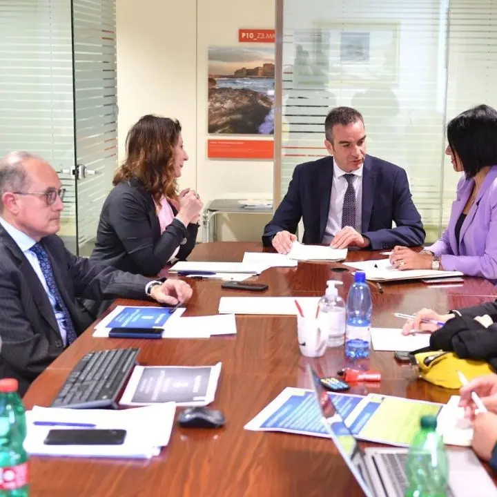 Regione, insediato tavolo per l’integrazione sociosanitaria. Occhiuto: «Bisogna migliorare i servizi»