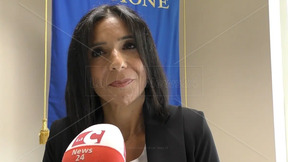 La Regione Calabria istituisce la Giornata delle eccellenze scolastiche, Princi: «Incoraggiamo i nostri talenti»