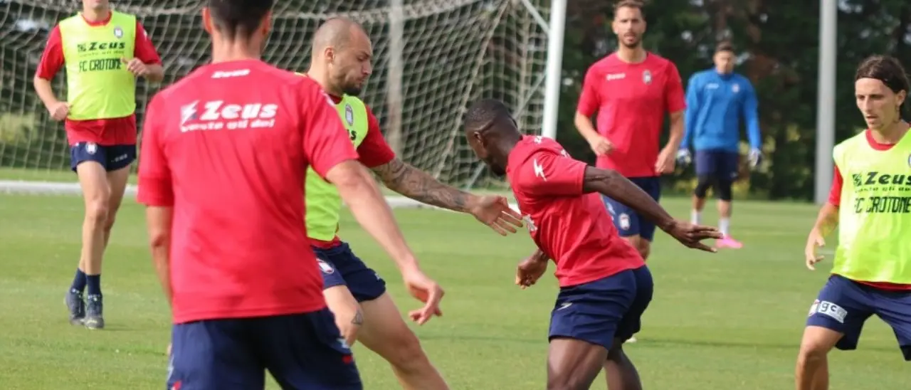 Crotone, i pitagorici hanno ripreso a correre in vista dei play off: oggi allenamento mattutino