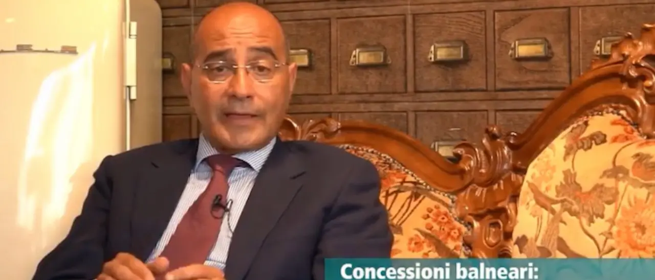 Corigliano Rossano, concessioni balneari: i ritardi dopo la Bolkestein. Questa sera torna Talking