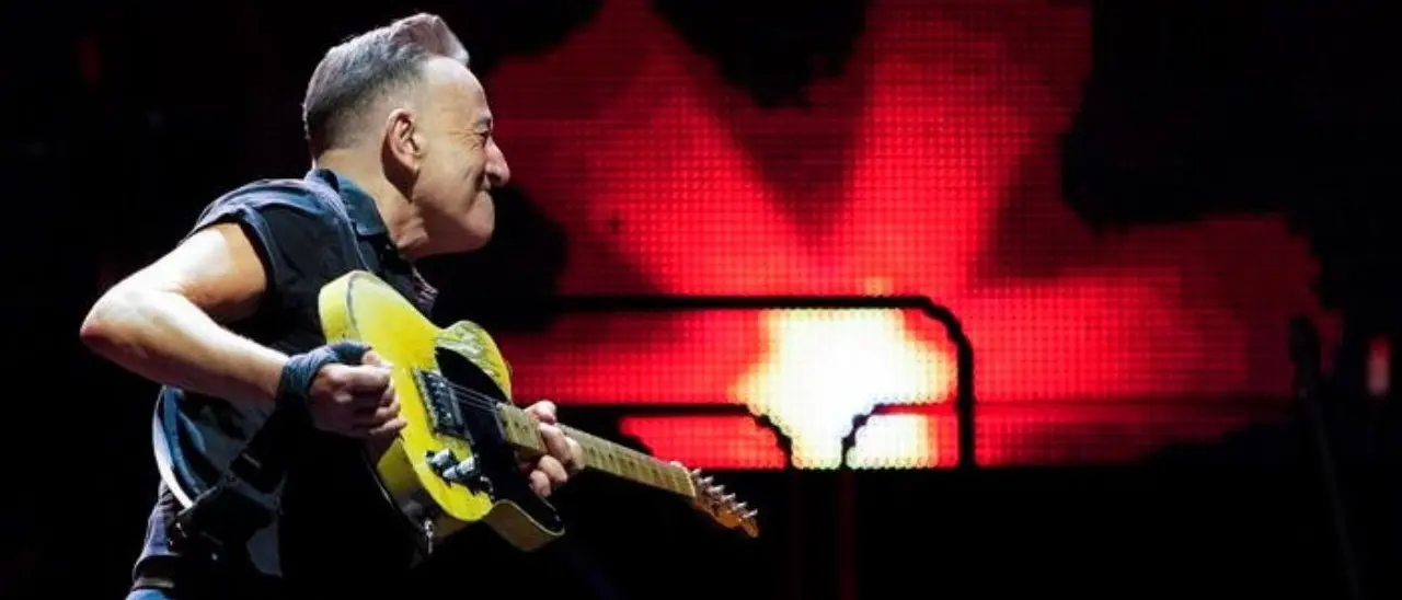 «Fermate il concerto di Springsteen a Ferrara, si rispettino le vittime dell‘alluvione»: monta la polemica social