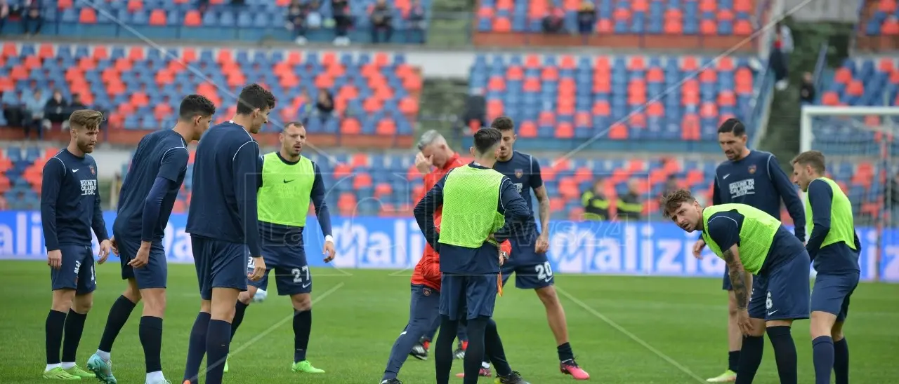 Cosenza-Cagliari, le probabili formazioni. Out Delic e Nasti. Quanti big per Ranieri