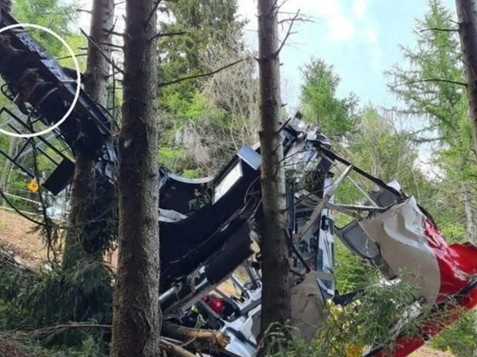 Strage del Mottarone, chiusa l’inchiesta sulla tragedia che costò la vita a 14 persone tra cui 2 calabresi: 8 indagati