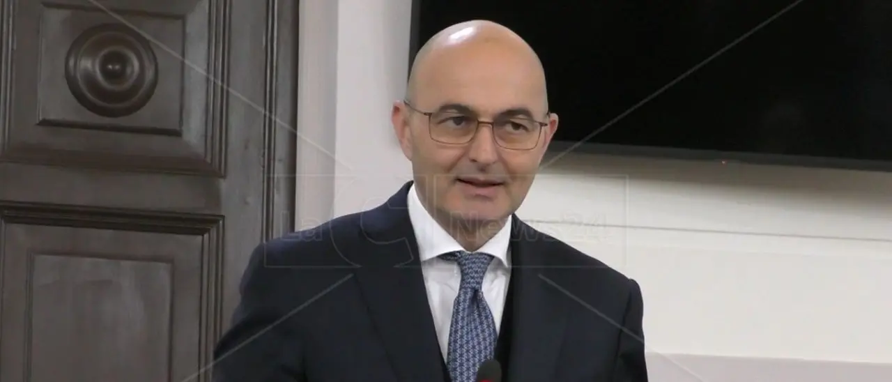 «I magistrati in prima linea devono sentire la nostra vicinanza», Pinelli (Csm) a Catanzaro