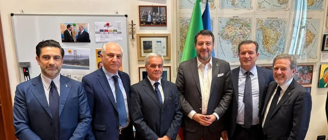 Ponte di Longobucco, Salvini incontra i sindaci a Roma dopo il crollo