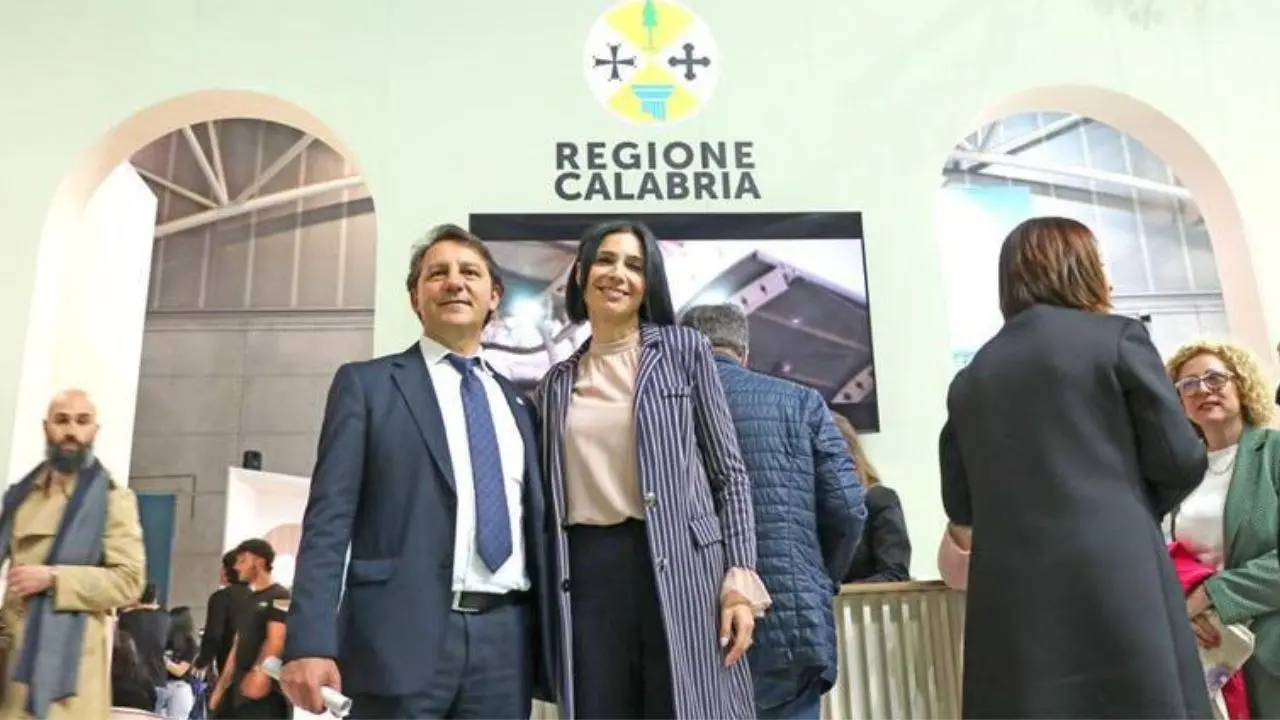 Salone del libro di Torino, Princi: «Lo stand della Calabria continua ad attirare tantissimi visitatori»