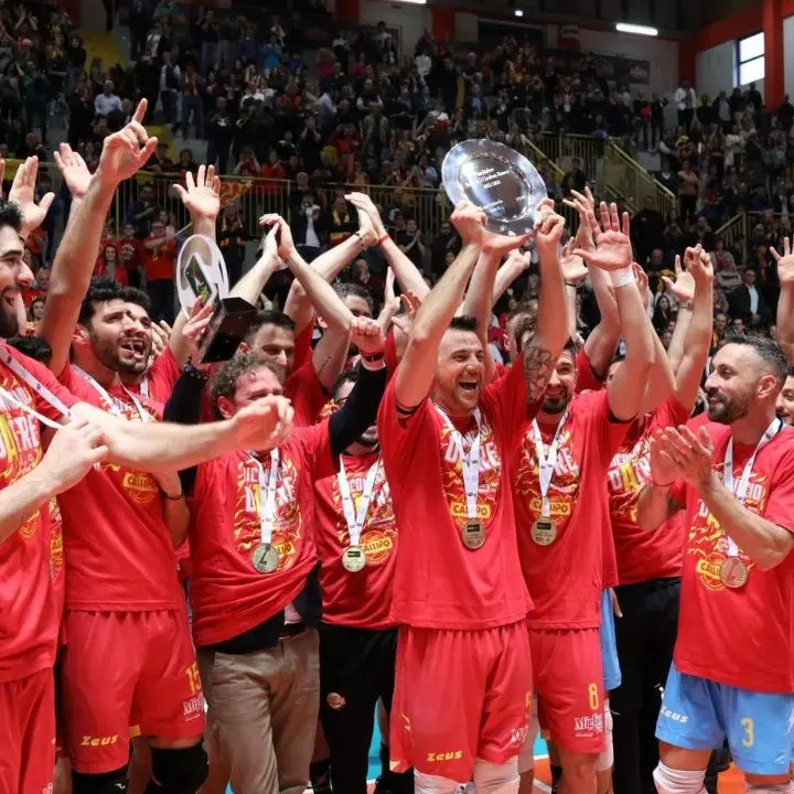 La Tonno Callipo rinuncia alla Superlega e lascia i professionisti: le reazione di istituzioni e politica