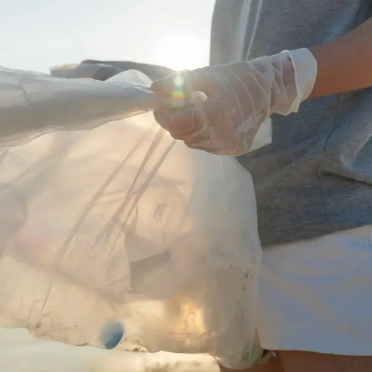 Lotta all’inquinamento, i mille volontari Plastic free tornano in campo con 11 appuntamenti
