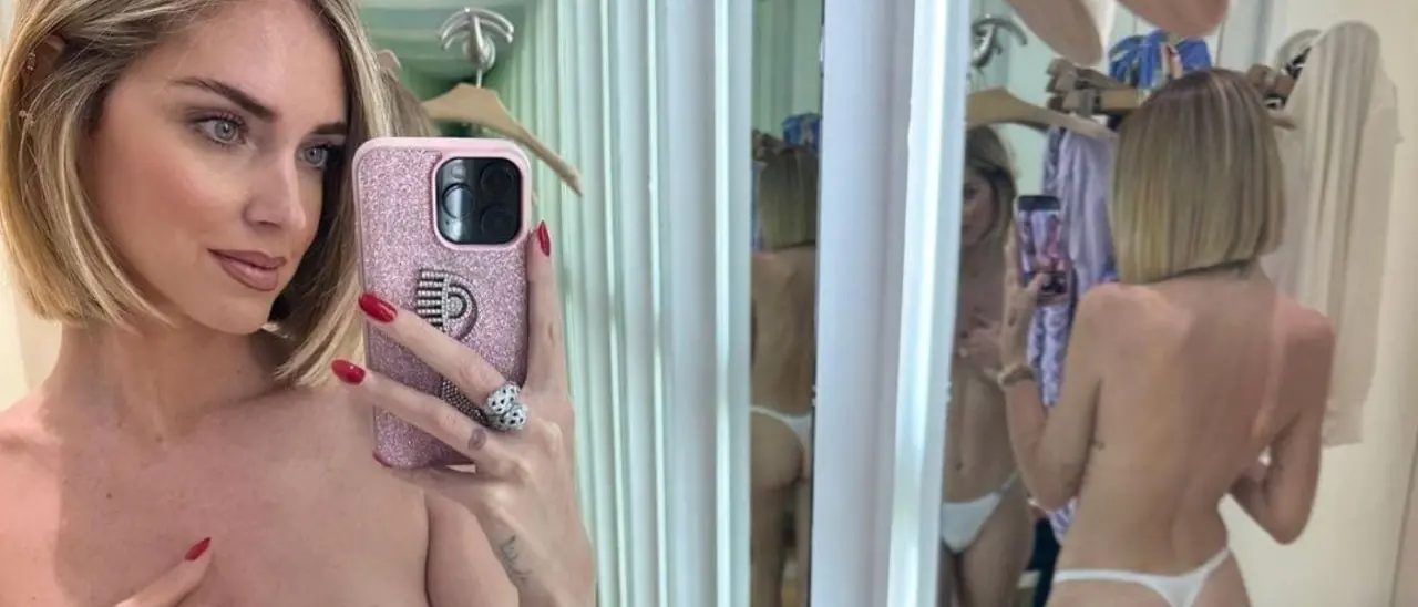 Ferragni fa un selfie seminuda e una ragazzina di 11 anni la stronca: «Che esempio ci dai?». La replica: «Nemmeno tu puoi giudicare»