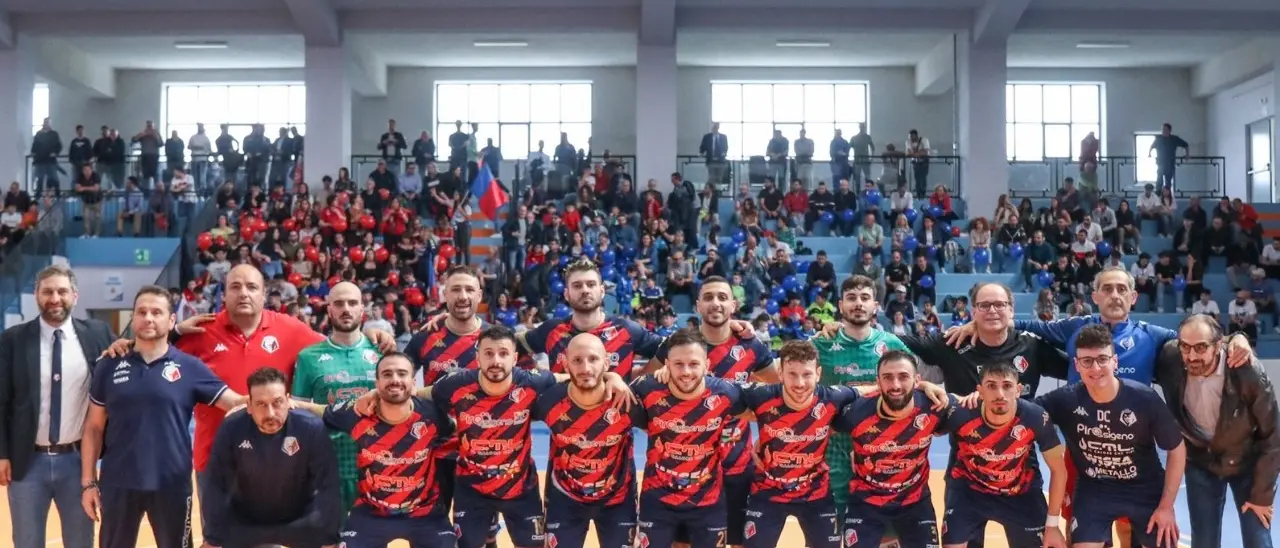 Calcio a 5: Pirossigeno Cosenza e Mantova pareggiano, i Lupi approdano alla finale per la Serie A