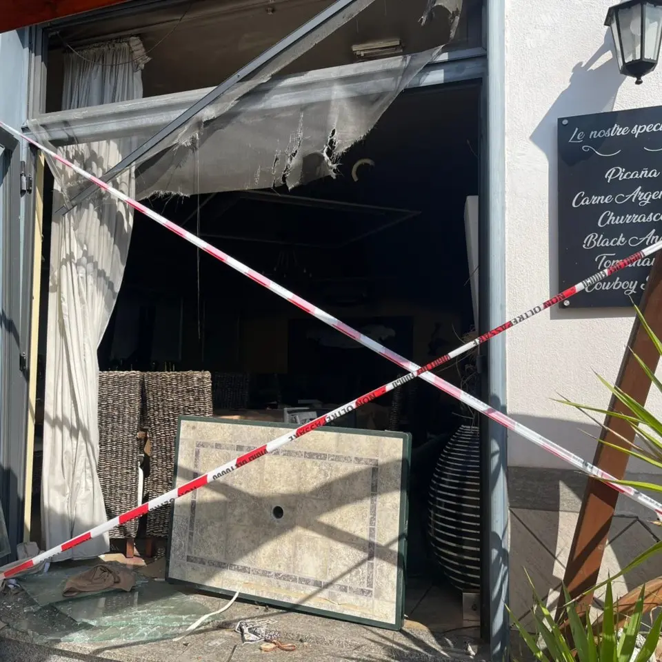Castrovillari, esplode un ristorante. Gli inquirenti ipotizzano una matrice dolosa