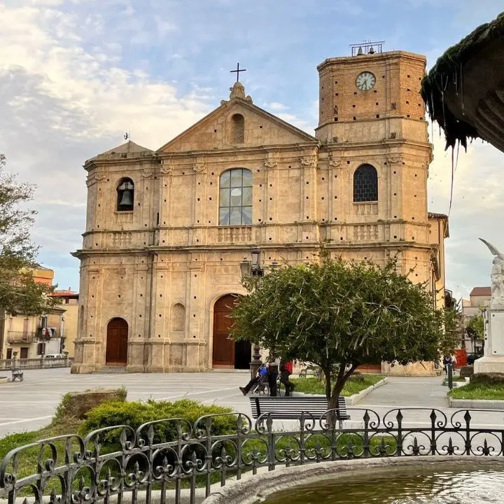 Innesti Contemporanei torna Borgia per promuovere la valorizzazione dei borghi attraverso il teatro