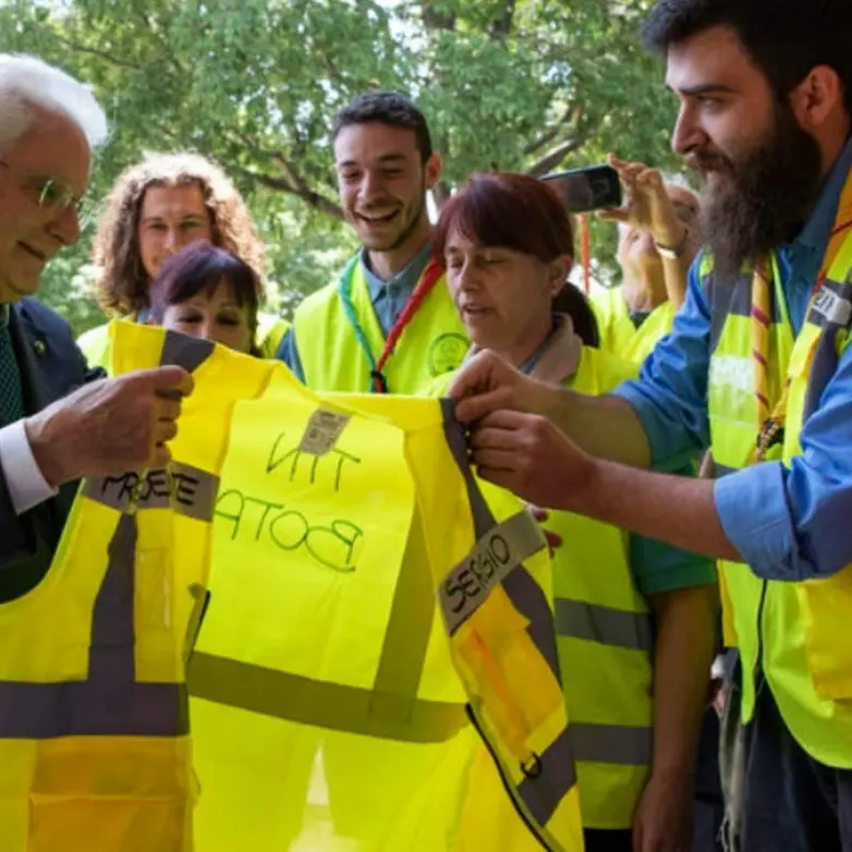 Mattarella nelle zone alluvionate dell’Emilia Romagna: «Non sarete soli. La ricostruzione sia veloce»