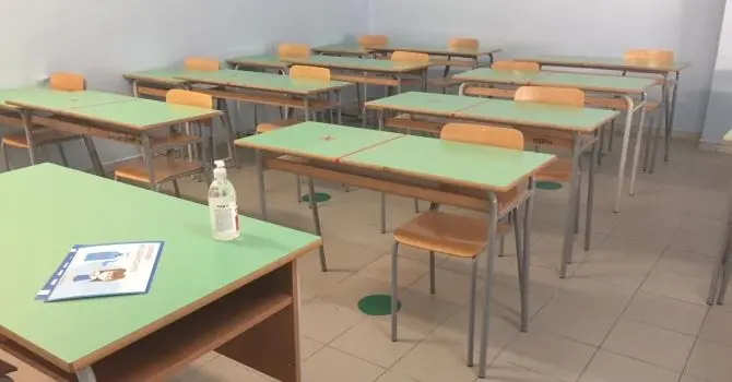 Scuola Calabria, la Regione ratifica il calendario: il nuovo anno inizia il 14 settembre