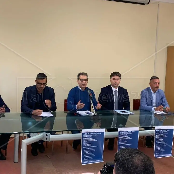 Cosenza città unica per Mario Occhiuto sindaco: «Ecco perché vogliono la fusione con Rende e Castrolibero