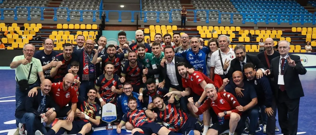 Calcio a 5, la Pirossigeno Cosenza vola in A1: battuta ai rigori l’Active Network