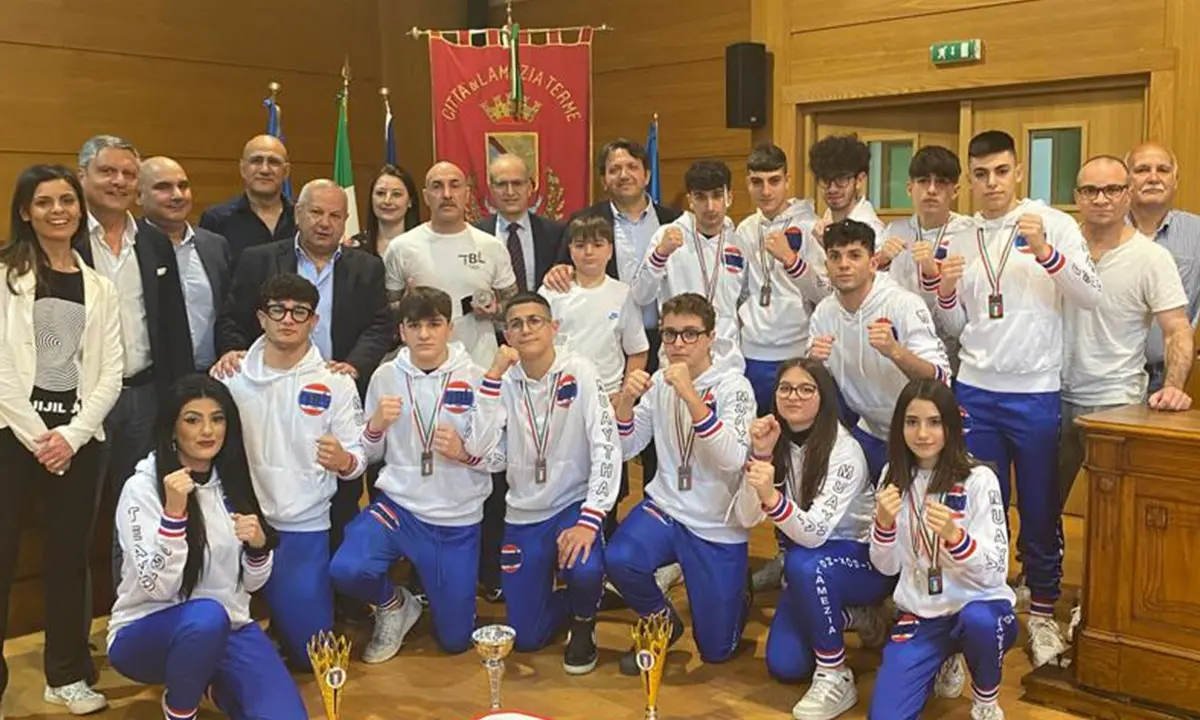 Tornano vincenti a Lamezia Terme i piccoli campioni di Thai Boxing