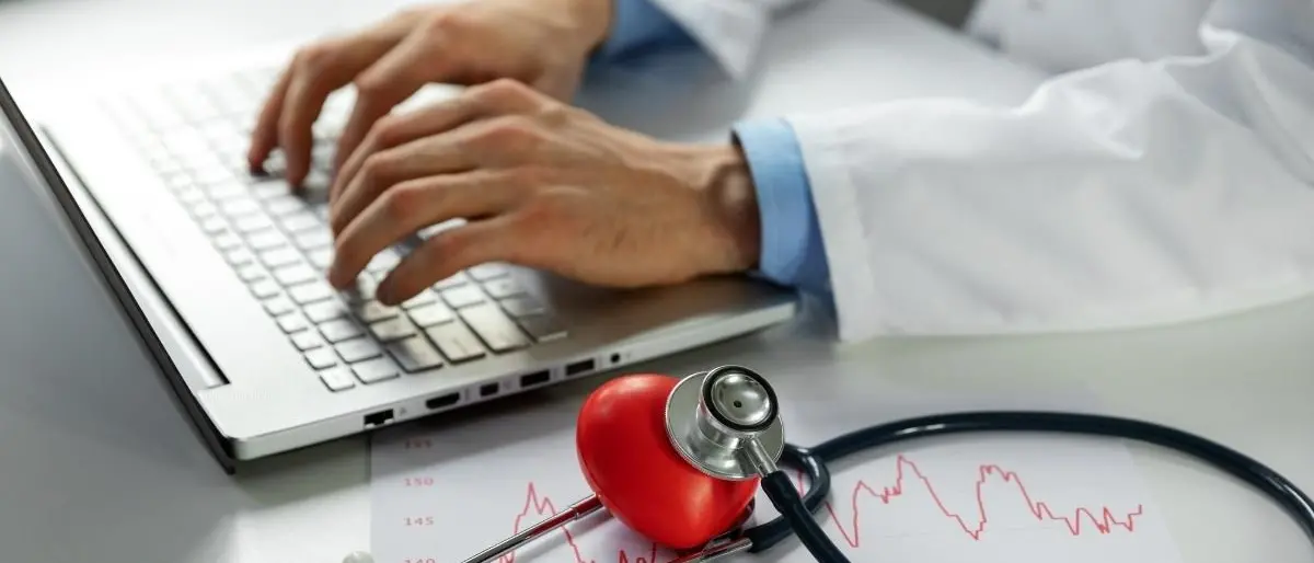 Diagnosi false e patologie gonfiate in cambio di denaro: dopo l’ospedale di Locri l’indagine si allarga ai patronati