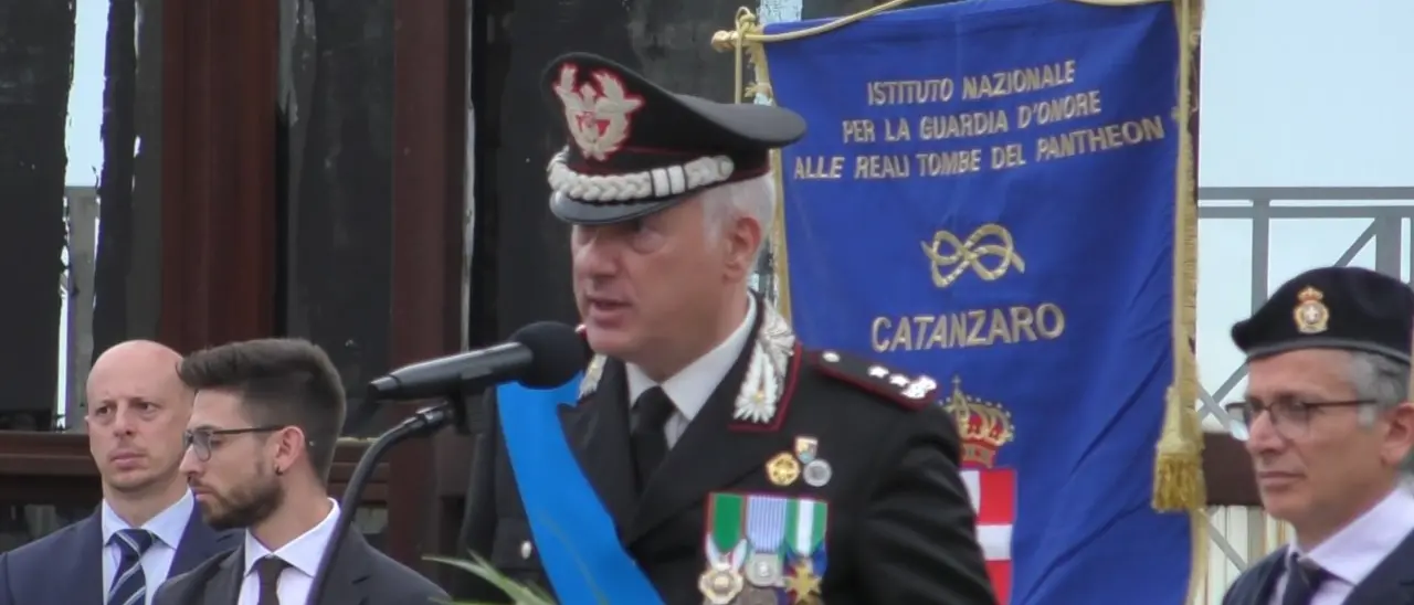 I carabinieri festeggiano 209 anni di storia, il generale Salsano: «Nessuno, da solo, può vincere contro malaffare»