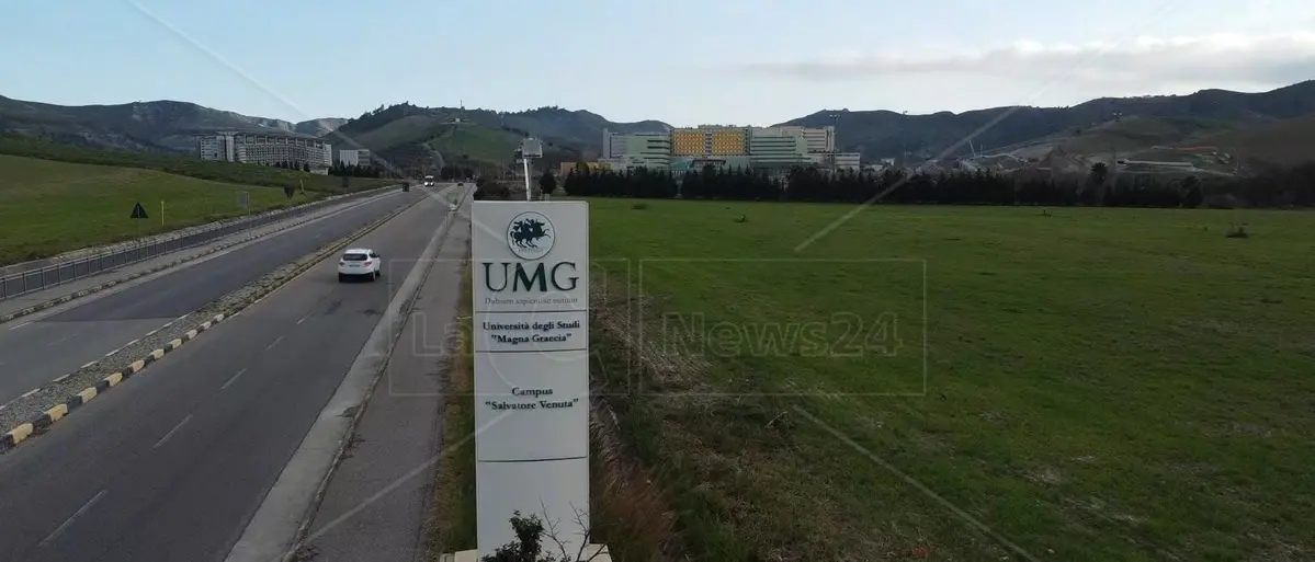 Corso di infermieristica all’ospedale di Lamezia Terme, l’Università di Catanzaro ottiene l’accreditamento