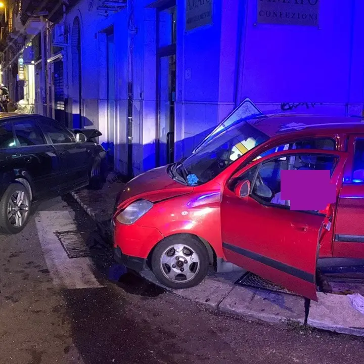 Incidente mortale a Reggio Calabria: un uomo di 74 anni perde la vita in uno schianto