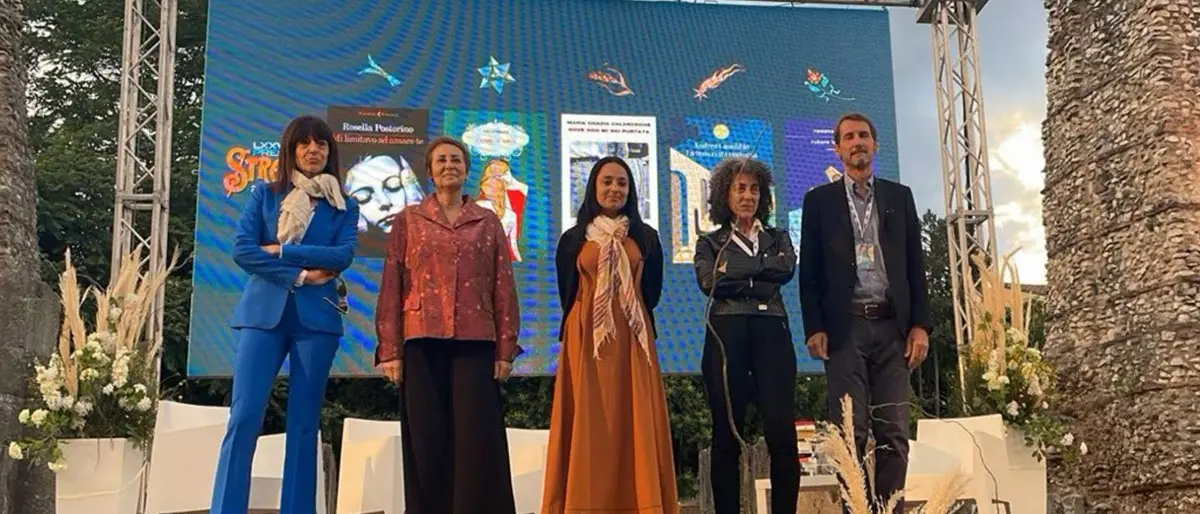 Premio Strega, Rosella Postorino svetta nella cinquina quasi tutta in rosa