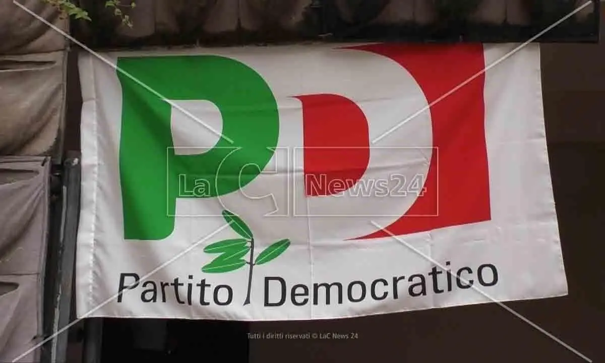 Cosenza, il gruppo Pd in Consiglio regionale aderisce alla manifestazione contro l’autonomia differenziata