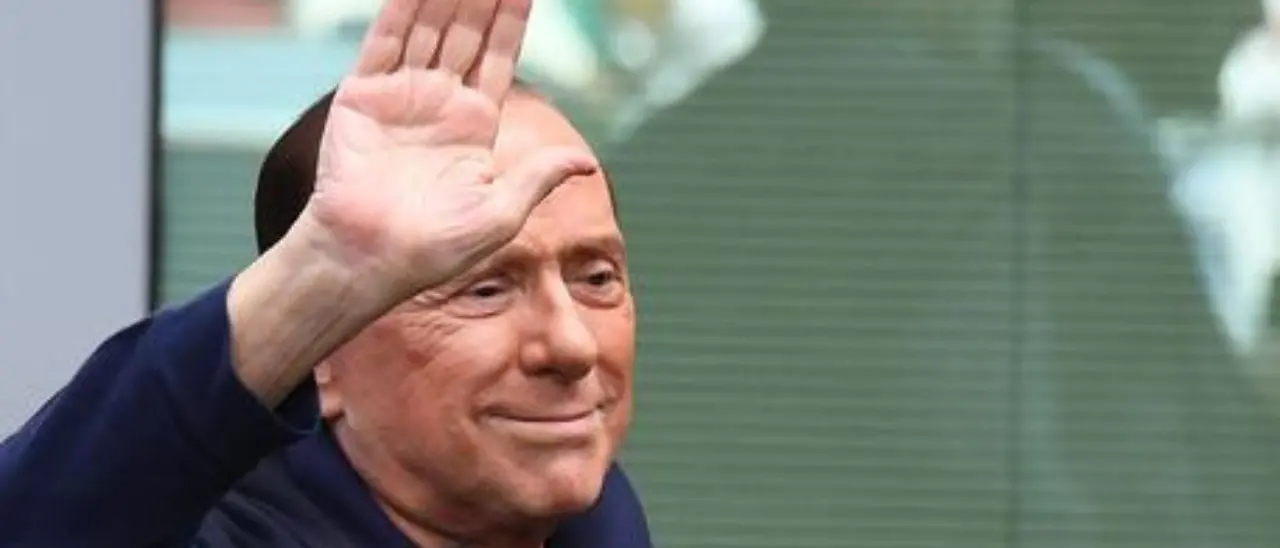 Silvio Berlusconi di nuovo ricoverato al San Raffaele di Milano, la figlia Marina è in ospedale con lui