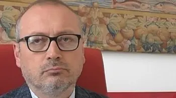Aree industriali calabresi, 45 milioni di euro e il ruolo dell’ARSAI al centro dello scontro politico: Versace chiede chiarimenti alla Regione\n