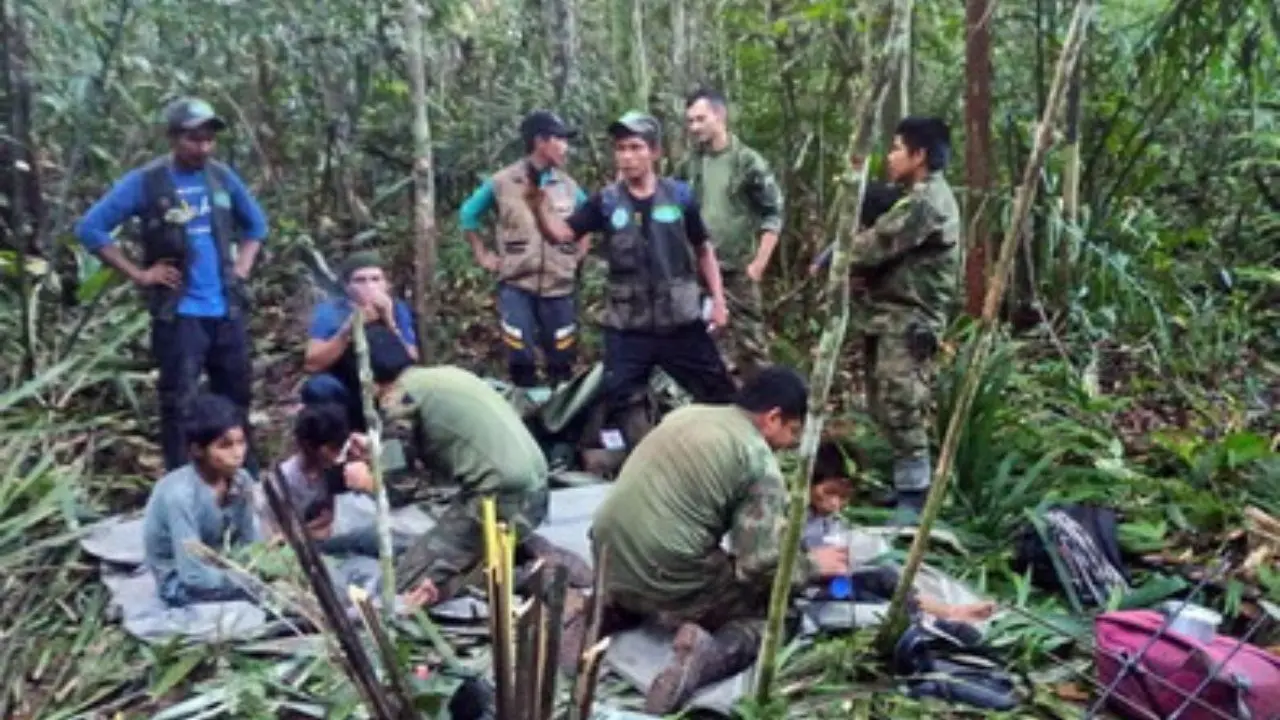 Colombia, ritrovati vivi nella giungla 4 bambini dispersi dopo l’incidente aereo di 40 giorni fa