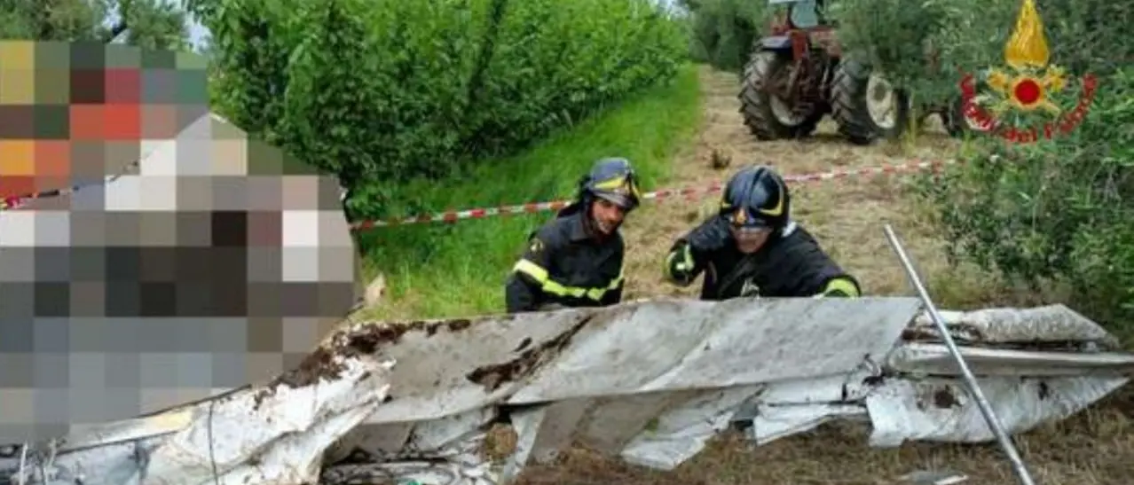 Velivolo piper precipita nel Casertano, morti padre e figlio