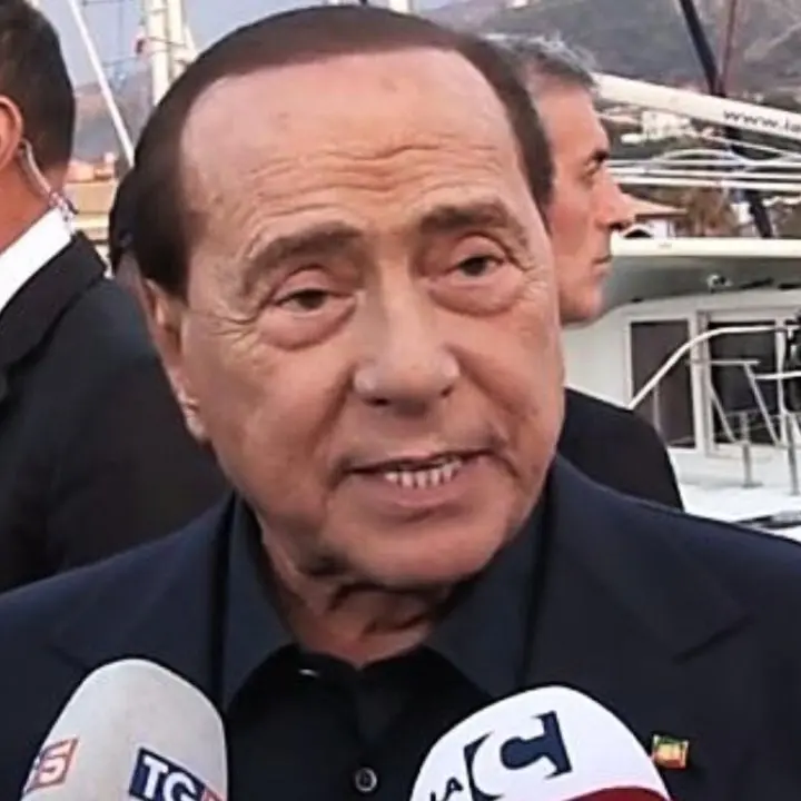 «L’Italia piange, finisce un’epoca»: il cordoglio unanime dei leader politici dopo la morte di Berlusconi