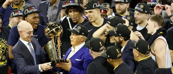 Basket, i Denver Nuggets vincono il primo titolo Nba. Miami Ko, Jokic Mvp della serie