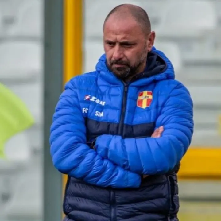 Promozione, il Sersale riparte da Gabriele: la società giallorossa conferma l’allenatore