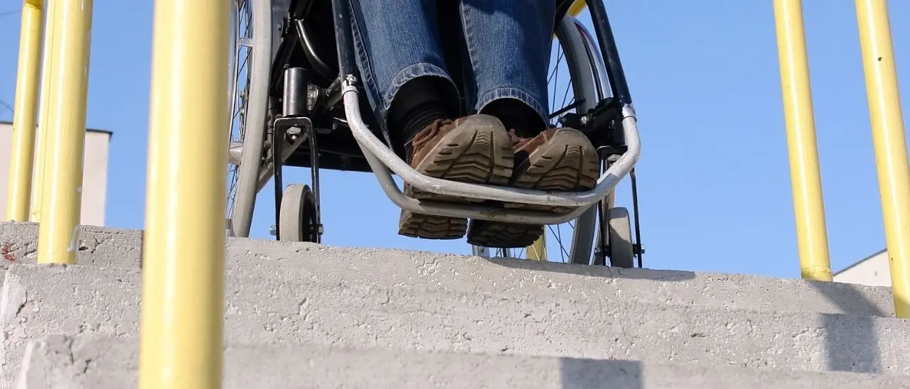 Eliminazione delle barriere architettoniche, dalla Regione 375mila euro per i Comuni: il bando