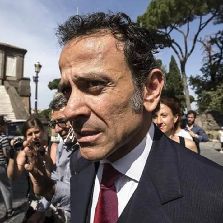 Il Pd attacca Minenna: «Fondi Ue destinati ai Comuni “amici”». L’assessore risponde: «Falso, bandi stimolano operatività»