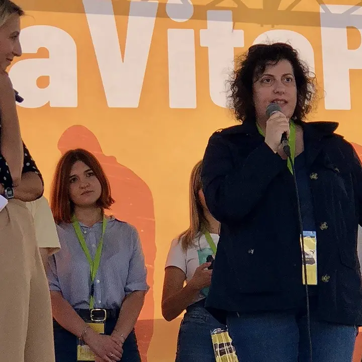 Il grido di Elda, autista calabrese licenziata: «Se difendi i tuoi diritti ti chiamano fimmina fastidiosa»