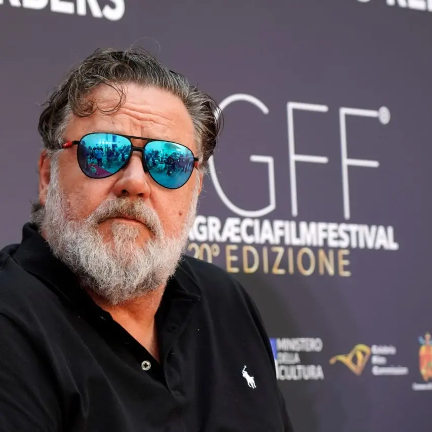 Tutto pronto per il live di Russell Crowe. Stasera il Gladiatore salirà sul palco di Catanzaro