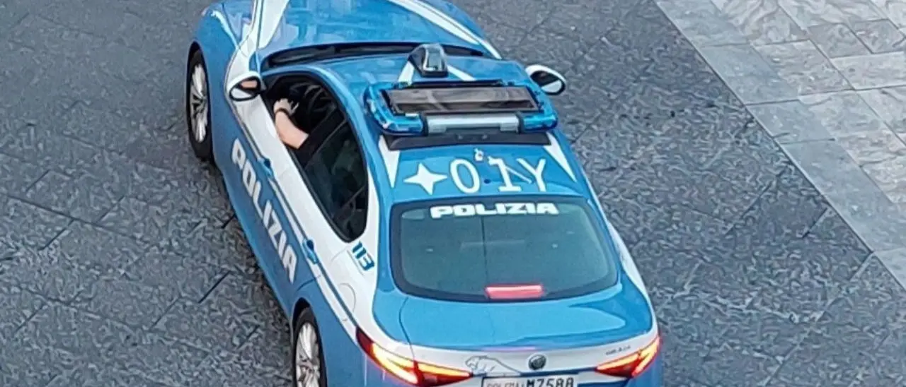 Reggio Calabria, aggredisce e rapina un’anziana: arrestata una 53enne