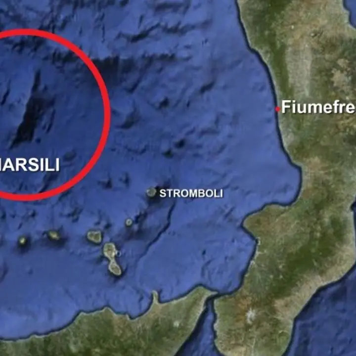 E se il Marsili esplodesse? In una simulazione video lo tsunami che colpirebbe la Calabria