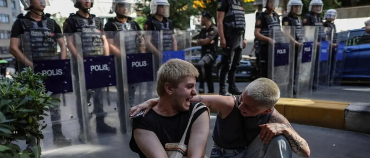 Turchia, centotredici persone arrestate durante il Pride di Istanbul