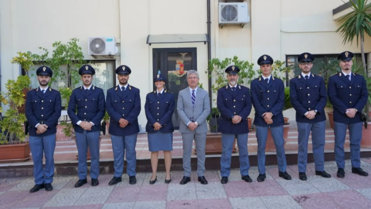 Altri otto poliziotti in servizio a Crotone: potenziato l’organico della Questura