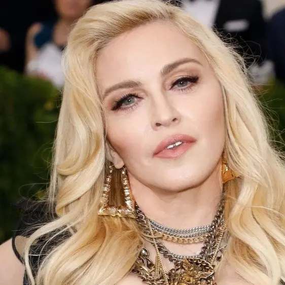 Grave infezione batterica, Madonna finisce in terapia intensiva