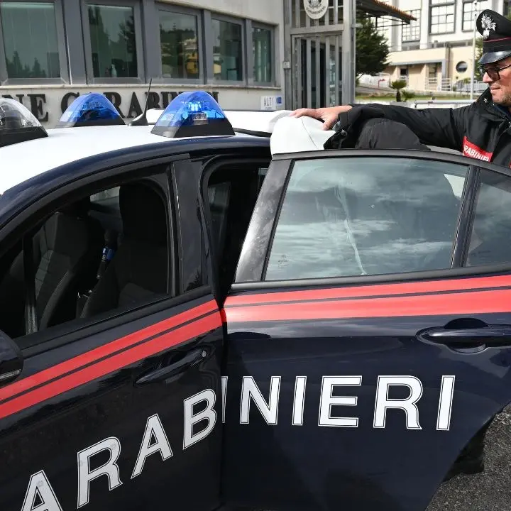 Sfruttamento e favoreggiamento della prostituzione a Catanzaro: i carabinieri arrestano un uomo