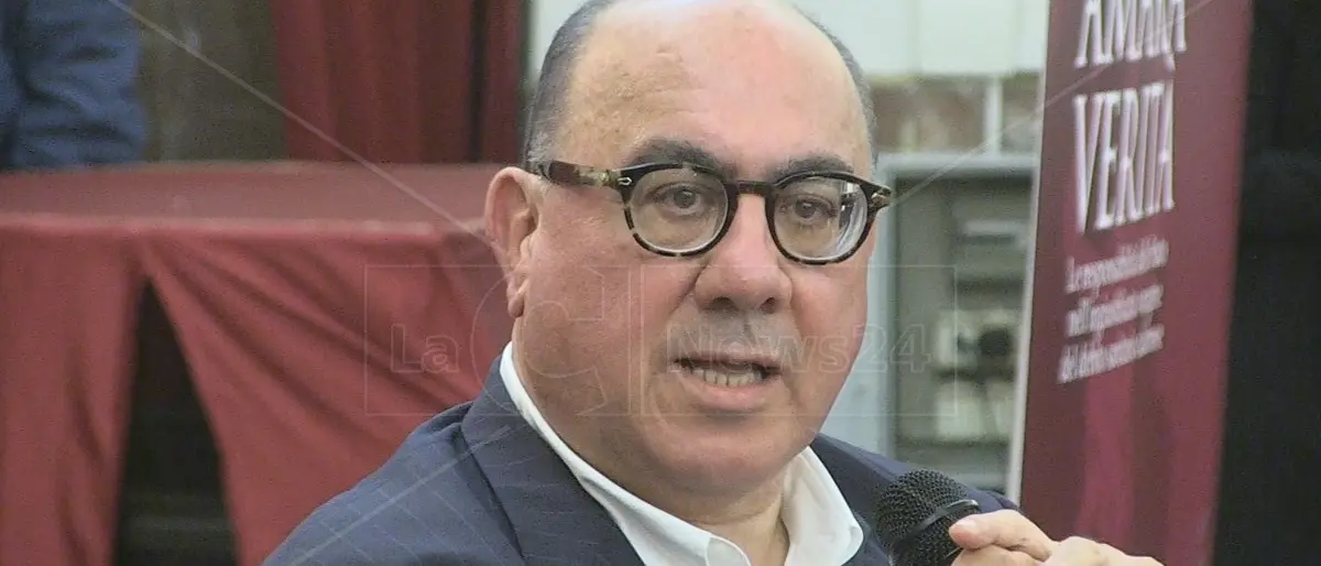 Nuovo ospedale di Cosenza, Guccione (Pd): «Occhiuto rimette tutto in discussione, che ha Caruso da esultare?»