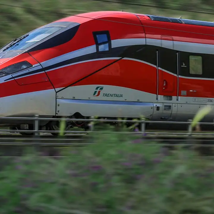 Frecciarossa, Scutella (M5s): «Serve potenziare i treni regionali e adeguare gli orari per favorire le coincidenze»