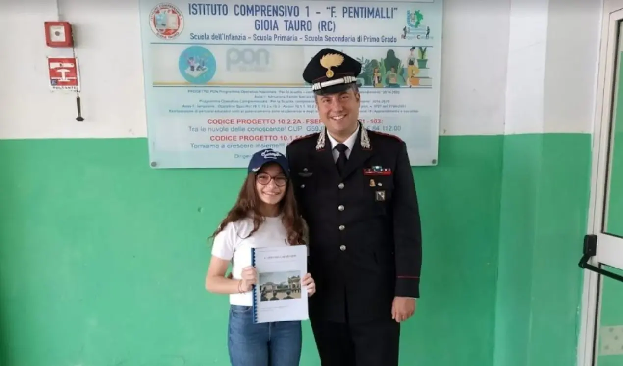 Una tesina sulla storia dell’Arma e il lavoro dei carabinieri: il progetto di una giovane studentessa di Gioia Tauro