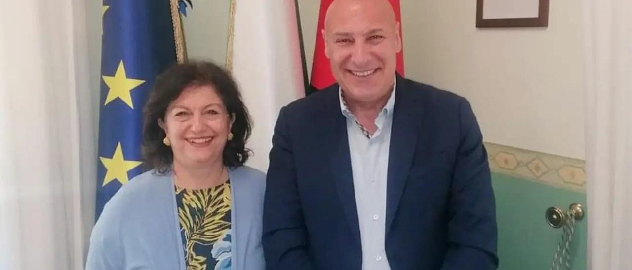 Crotone, il sindaco nomina il nuovo assessore all’Ambiente: è Angela Maria De Renzo