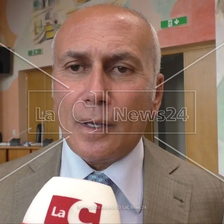 Nuovo ospedale di Cosenza, il sindaco Caruso: «No a Vaglio Lise? Impugneremo il decreto regionale»