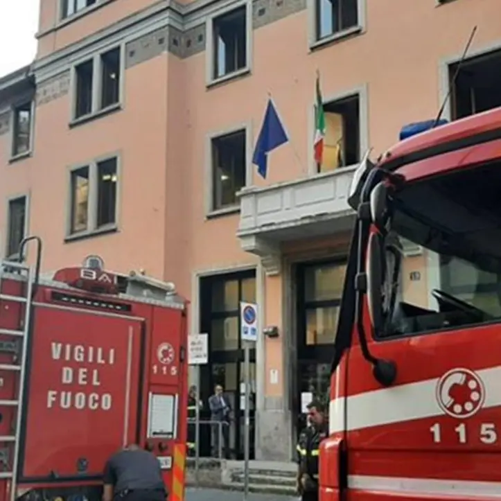 Incendio in una casa di riposo a Milano: 6 morti, oltre 80 persone in ospedale